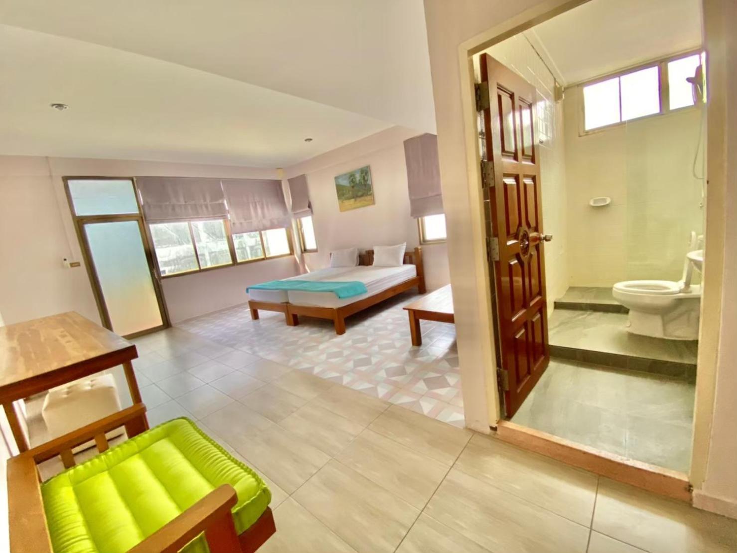 קראבי No7 Guesthouse מראה חיצוני תמונה