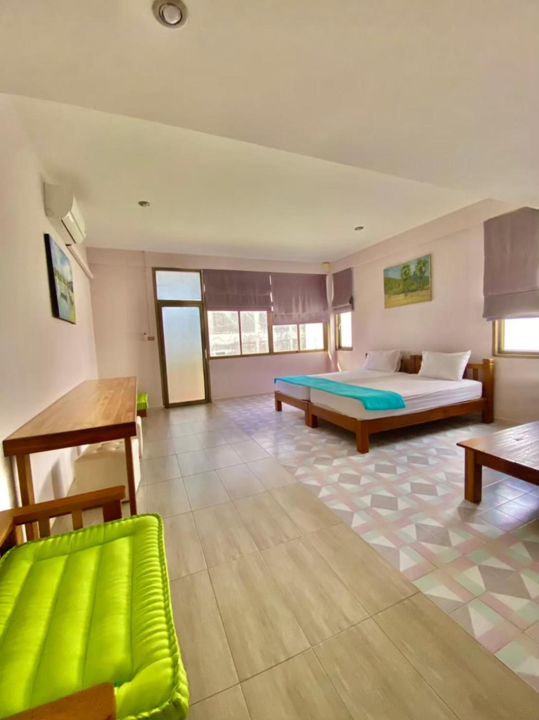 קראבי No7 Guesthouse מראה חיצוני תמונה