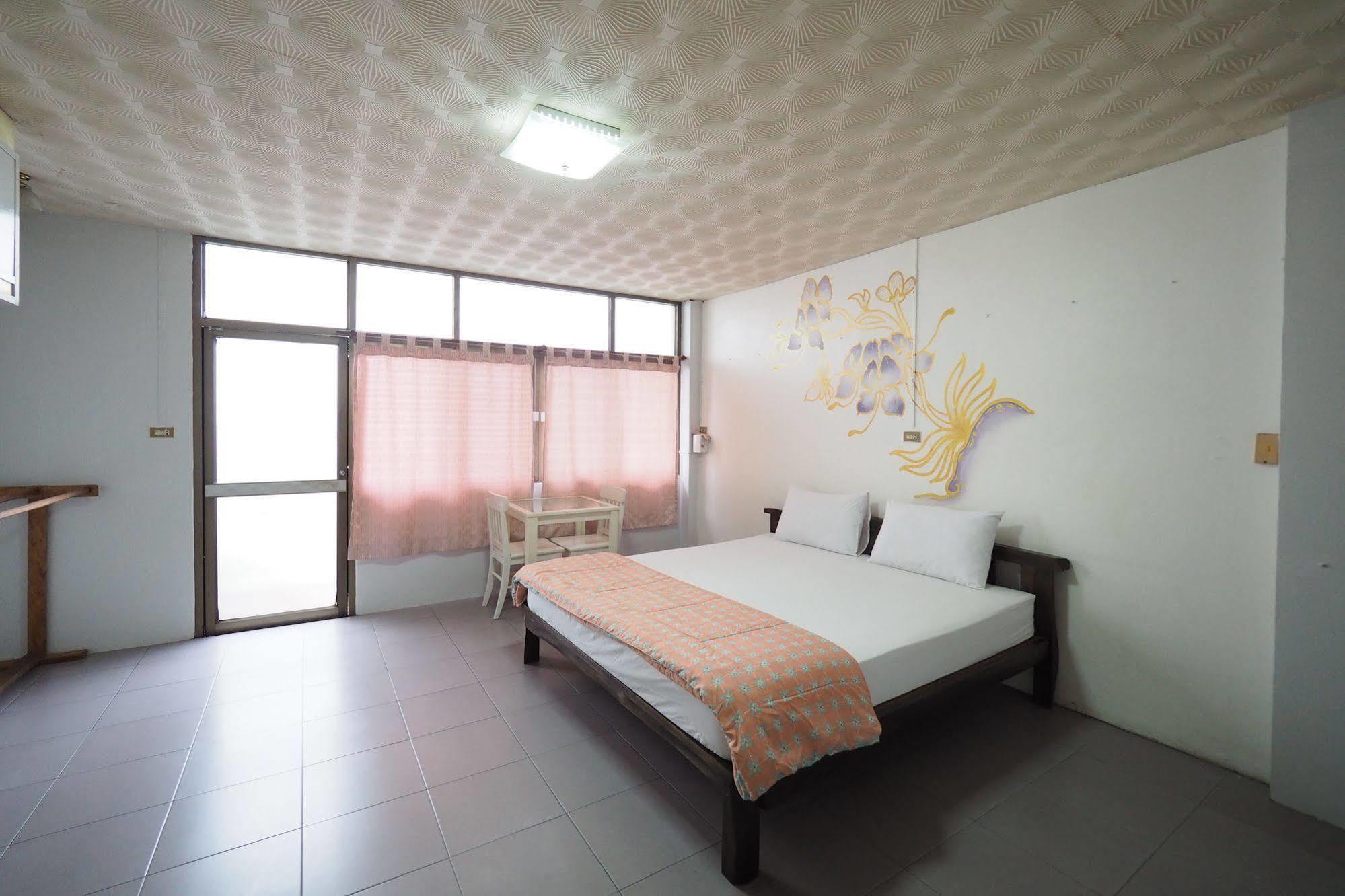 קראבי No7 Guesthouse מראה חיצוני תמונה
